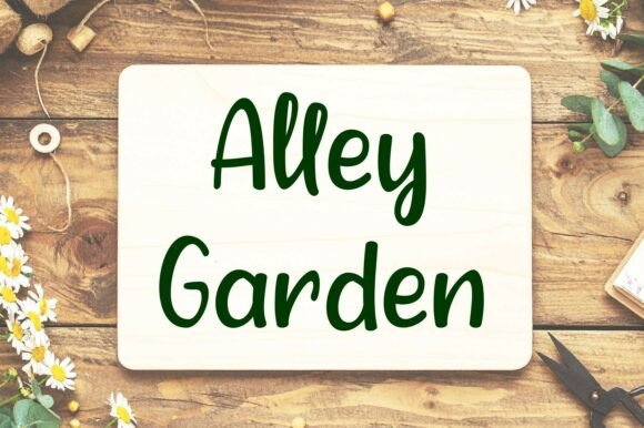 Discovering Alley Garden: A Font for Editorial Elegance